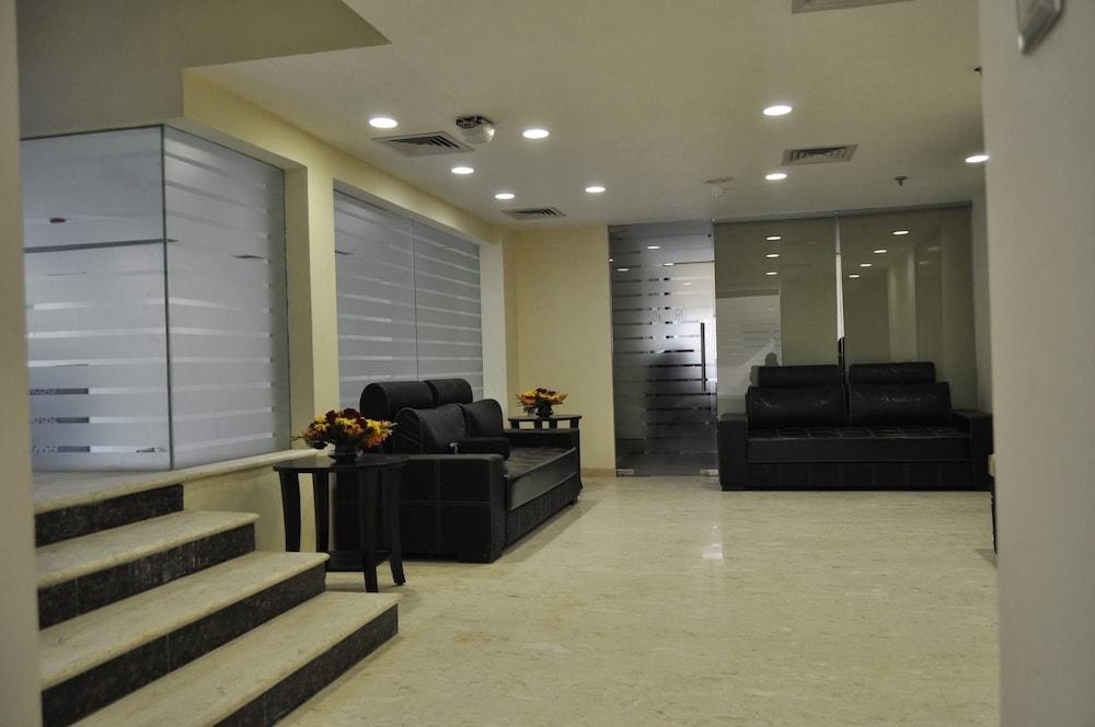 The Grand Orion - Kailash Colony 3*