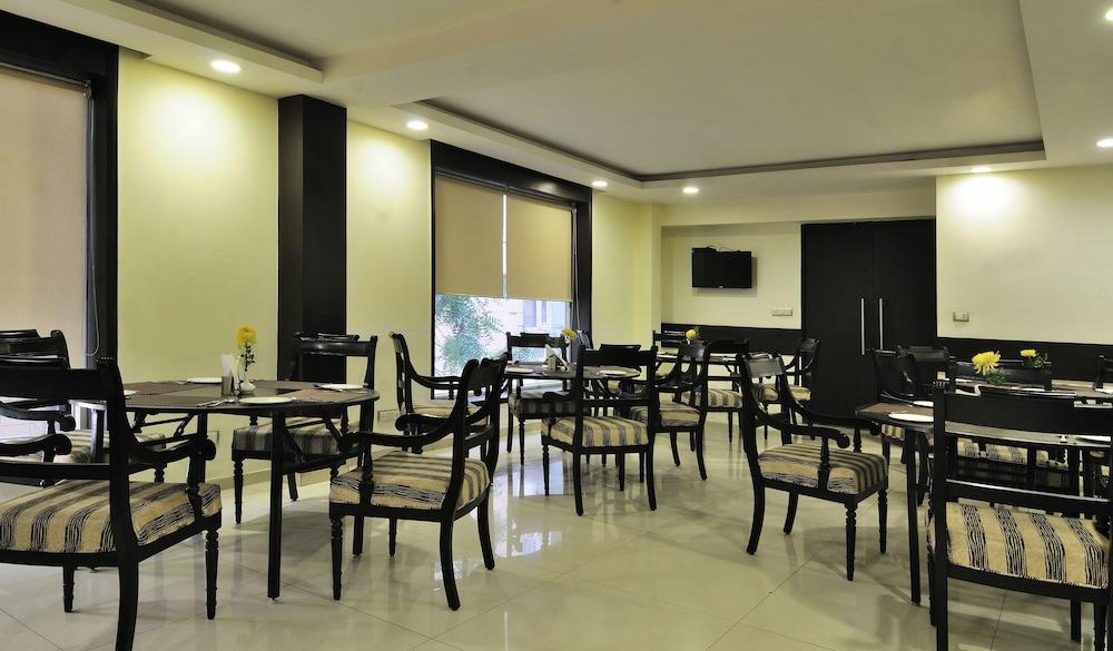 Hotel The Grand Orion - Kailash Colony New Delhi