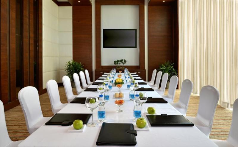 The Grand Orion - Kailash Colony Hotel New Delhi